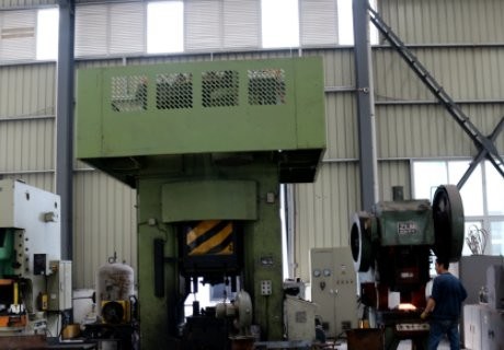 Sichuan Qingjiang Machinery Co., Ltd. خط تولید تولید کننده